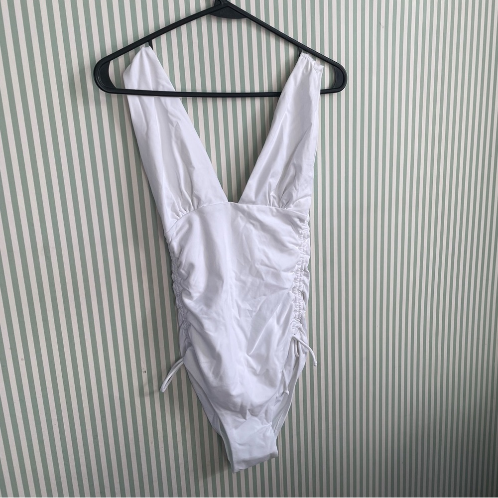 NWT Melissa Odabash Chile Swimsuit White 🤍